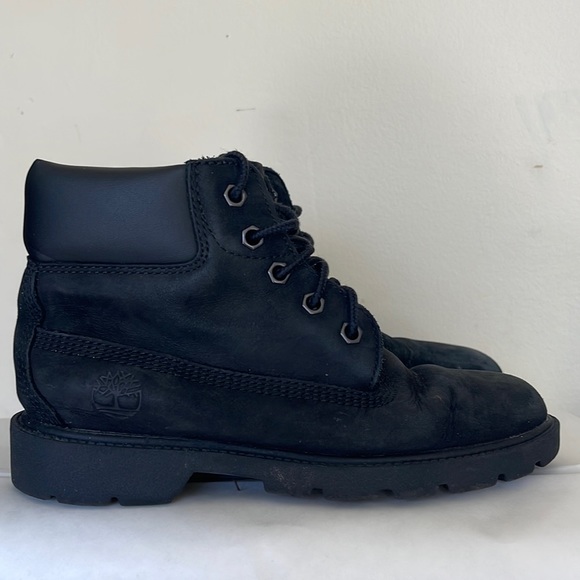 Timberland Kids Classic Boot size 1.5 - Picture 2 of 7